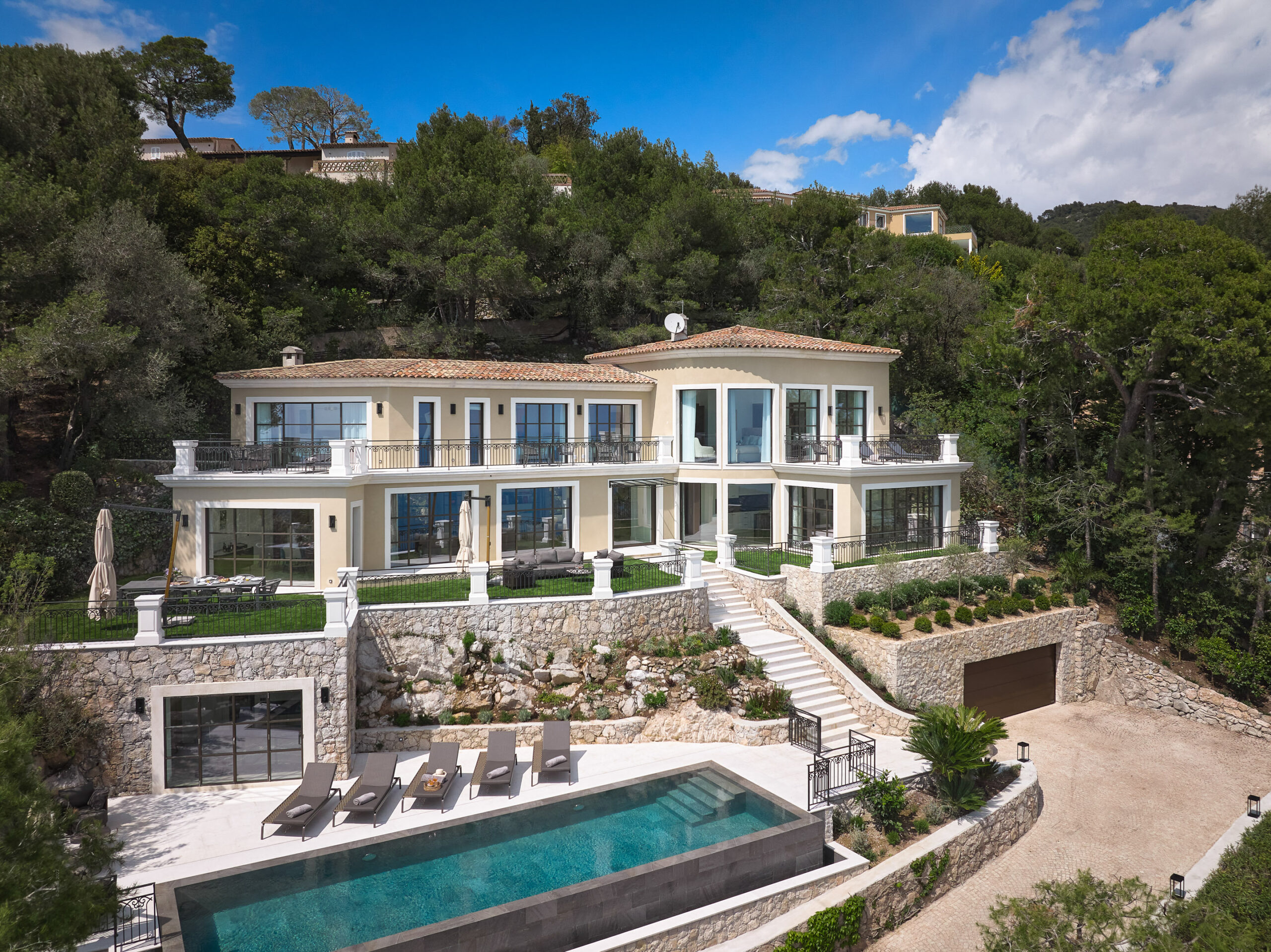 Amavia Collection – Luxury Villa Rentals On French Riviera