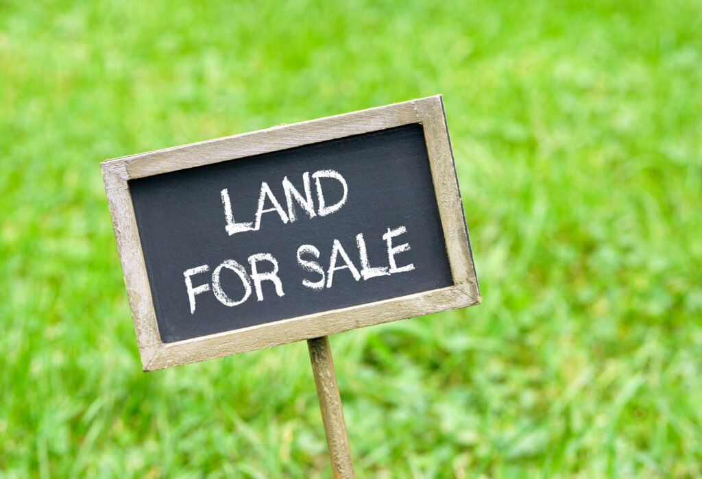 Page title: Sell Land by Owner: 5 Easy Steps & Tips | Land Sellers Guide 2021