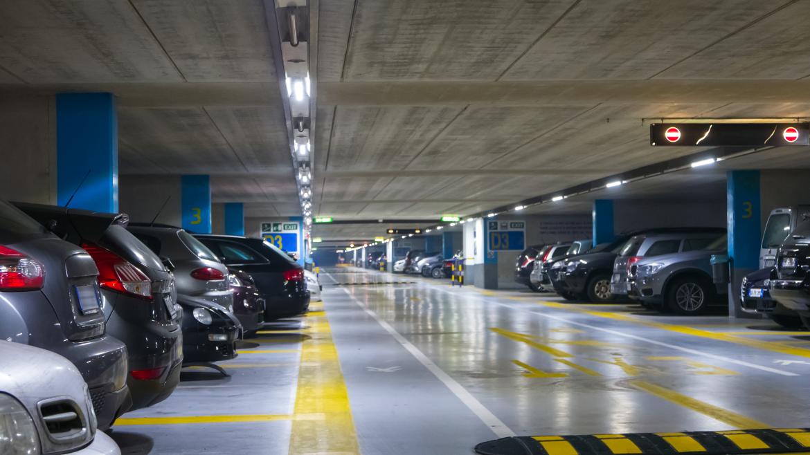 We offer more than 1.000 free parking spaces for healthcare personnel | Madrid's community